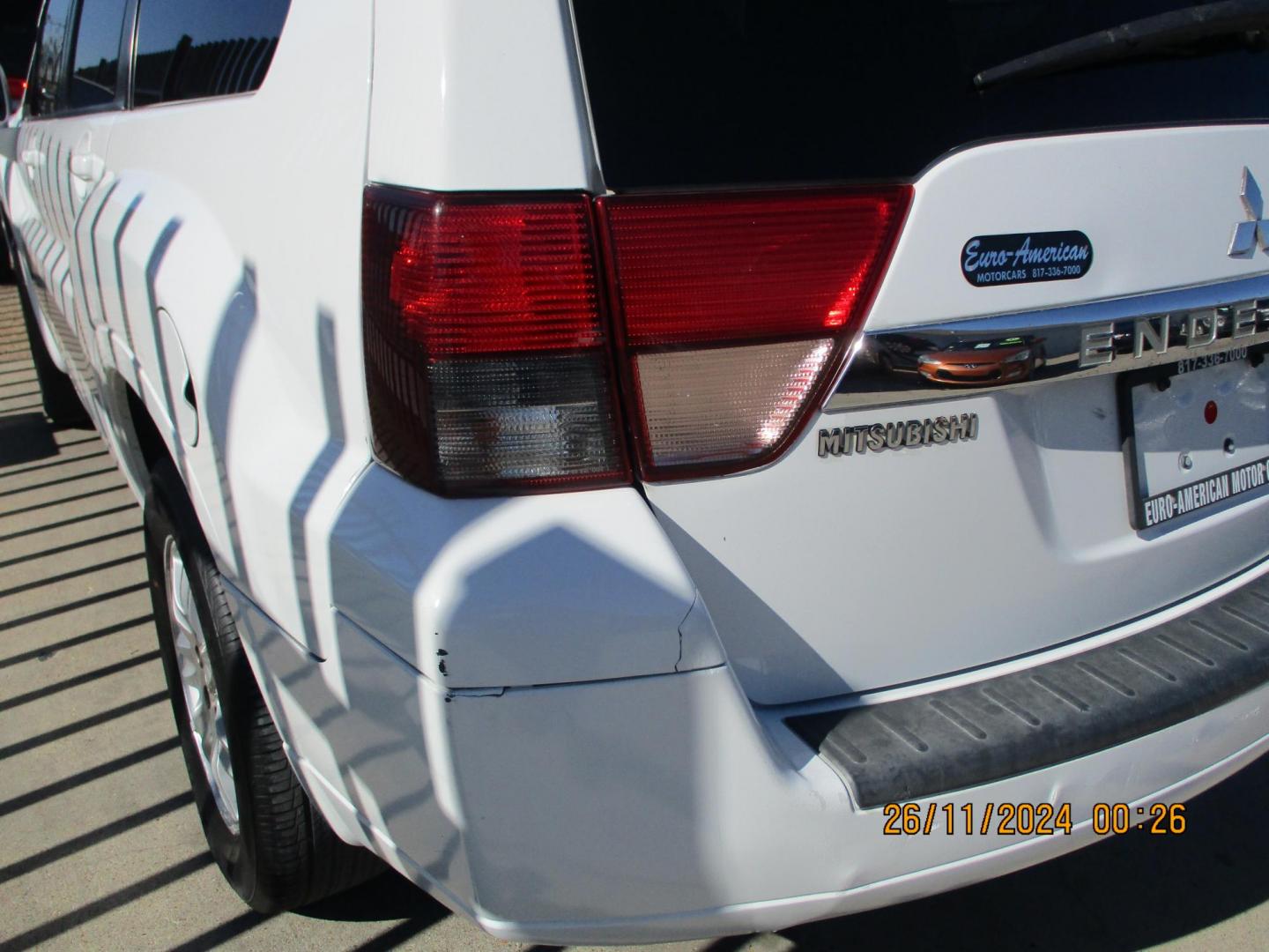 2011 WHITE Mitsubishi Endeavor LS AWD (4A4JN2AS2BE) with an 3.8L V6 SOHC 24V engine, 4-Speed Automatic transmission, located at 2001 E. Lancaster, Ft. Worth, 76103, (817) 336-7000, 32.746181, -97.301018 - Photo#7