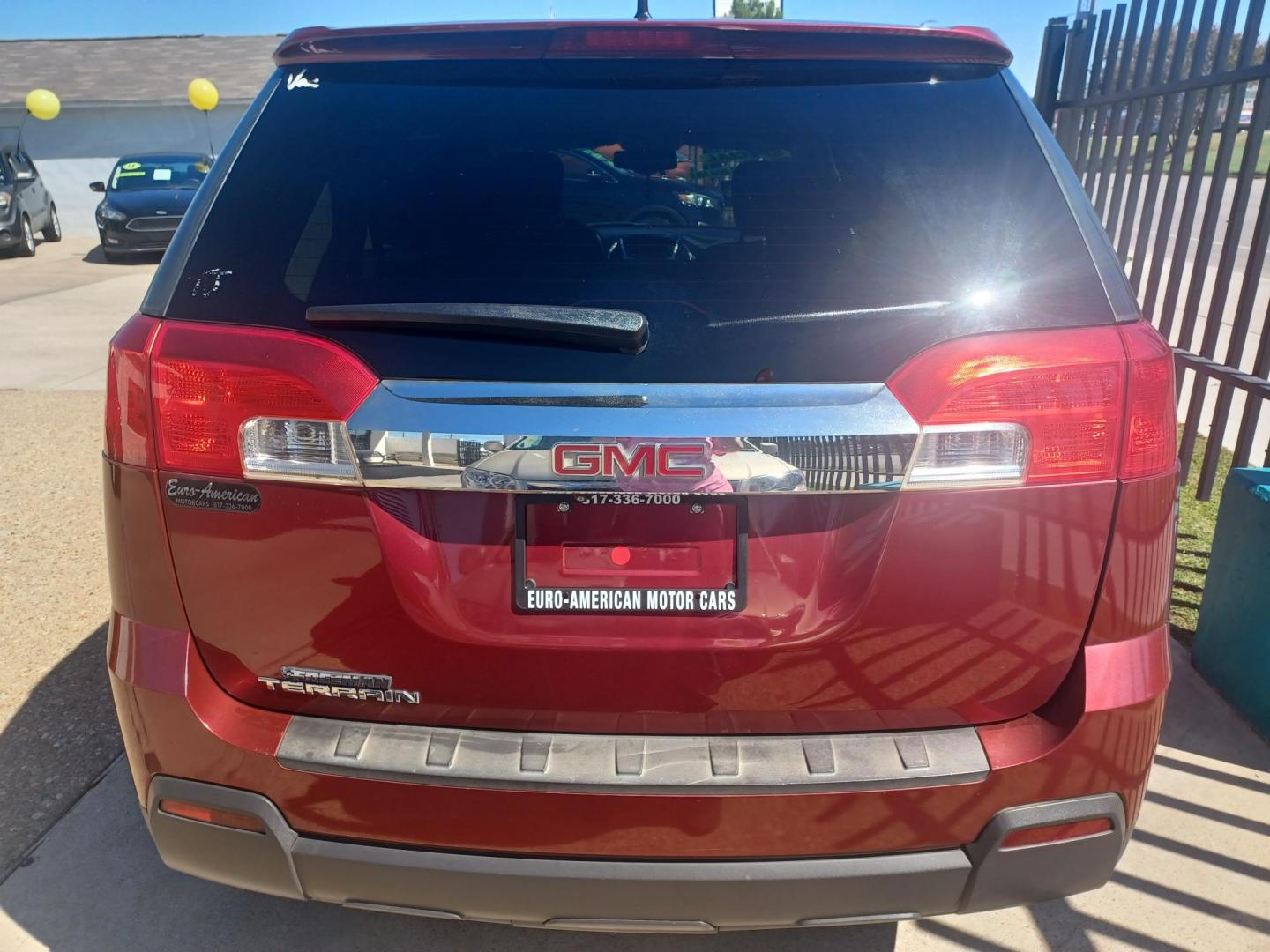 2012 RED /BLACK GMC Terrain SLE1 FWD (2GKALMEK8C6) with an 2.4L L4 DOHC 16V engine, 6-Speed Automatic transmission, located at 2001 E. Lancaster, Ft. Worth, 76103, (817) 336-7000, 32.746181, -97.301018 - Photo#6