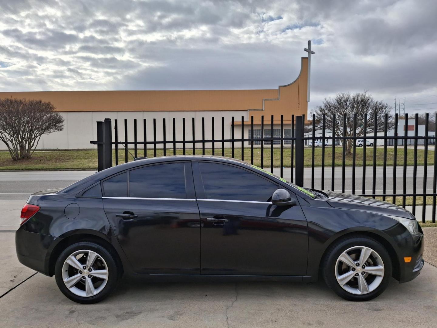 2015 BLACK Chevrolet Cruze 2LT Auto (1G1PE5SB3F7) with an 1.4L L4 DOHC 16V TURBO engine, 6-Speed Automatic transmission, located at 2001 E. Lancaster, Ft. Worth, 76103, (817) 336-7000, 32.746181, -97.301018 - Photo#1