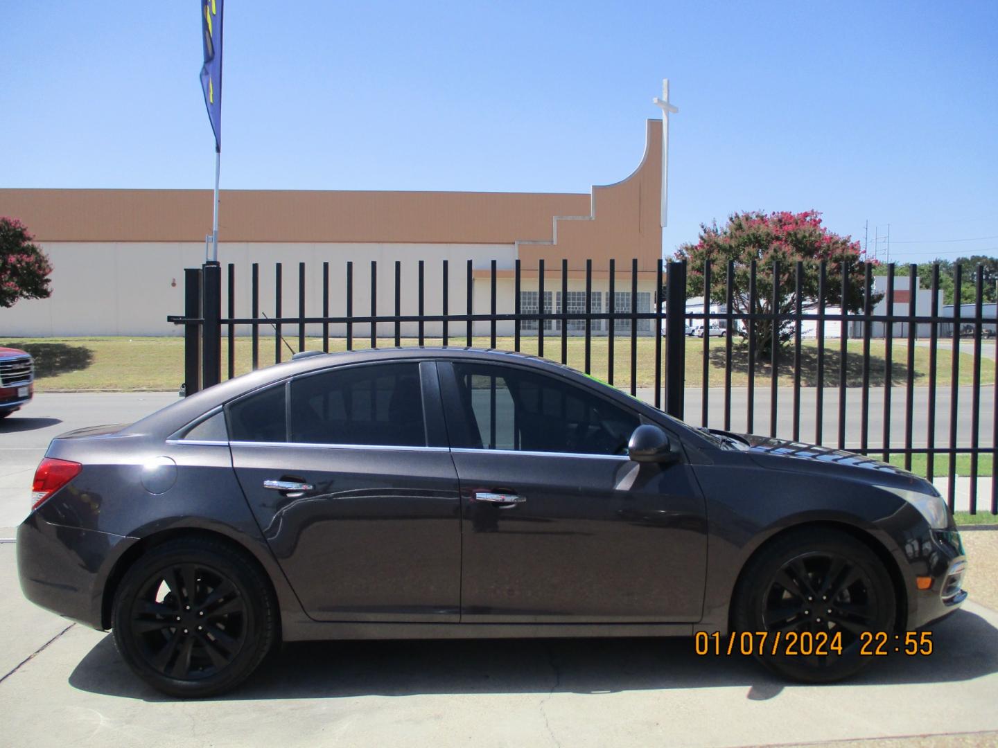 2015 GRAY /GRAY Chevrolet Cruze LTZ Auto (1G1PG5SB1F7) with an 1.4L L4 DOHC 16V TURBO engine, 6-Speed Automatic transmission, located at 2001 E. Lancaster, Ft. Worth, 76103, (817) 336-7000, 32.746181, -97.301018 - Photo#1